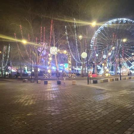 Le Bonheur Est Pres De La Cite De Carcassonne Homestay *